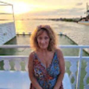 Meet your Posher, Cj